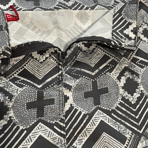 H&M women’s grey and white skirt with zipper in back Size 8 - Picture 3 of 8